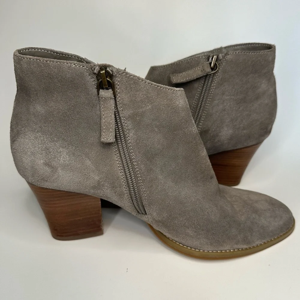 Susina Boots Women's 9.5 M Zipper Ankle Booties Suede Leather Block Heels Boho